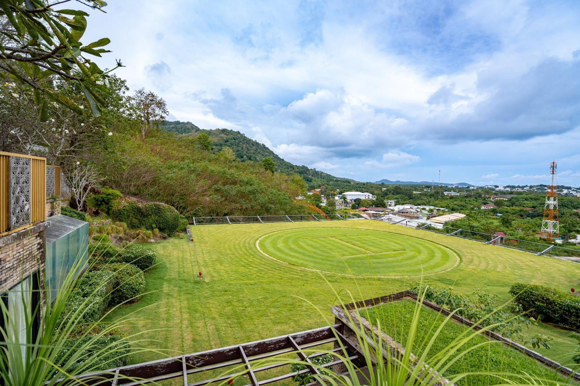 Royal Legacy Private Villa With Private Golf Course Phuket ภายนอก รูปภาพ