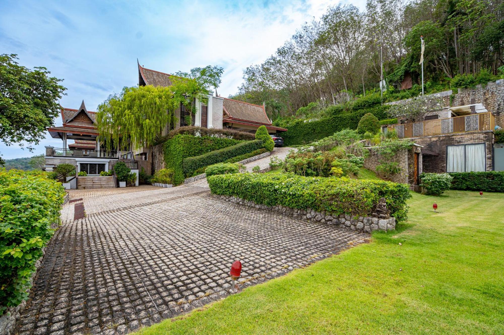 Royal Legacy Private Villa With Private Golf Course Phuket ภายนอก รูปภาพ