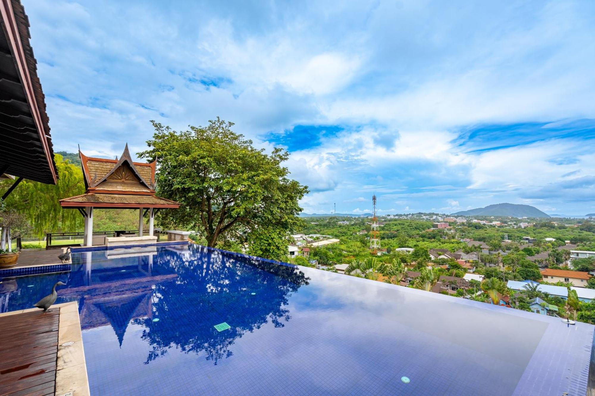 Royal Legacy Private Villa With Private Golf Course Phuket ภายนอก รูปภาพ