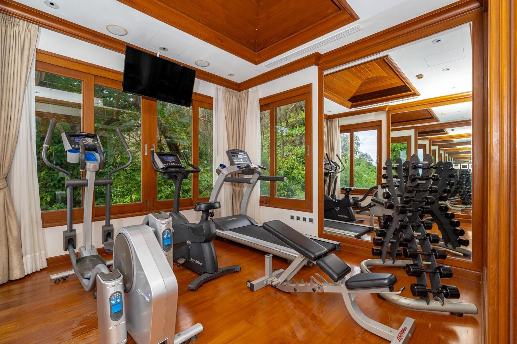 Royal Legacy Private Villa With Private Golf Course Phuket ภายนอก รูปภาพ