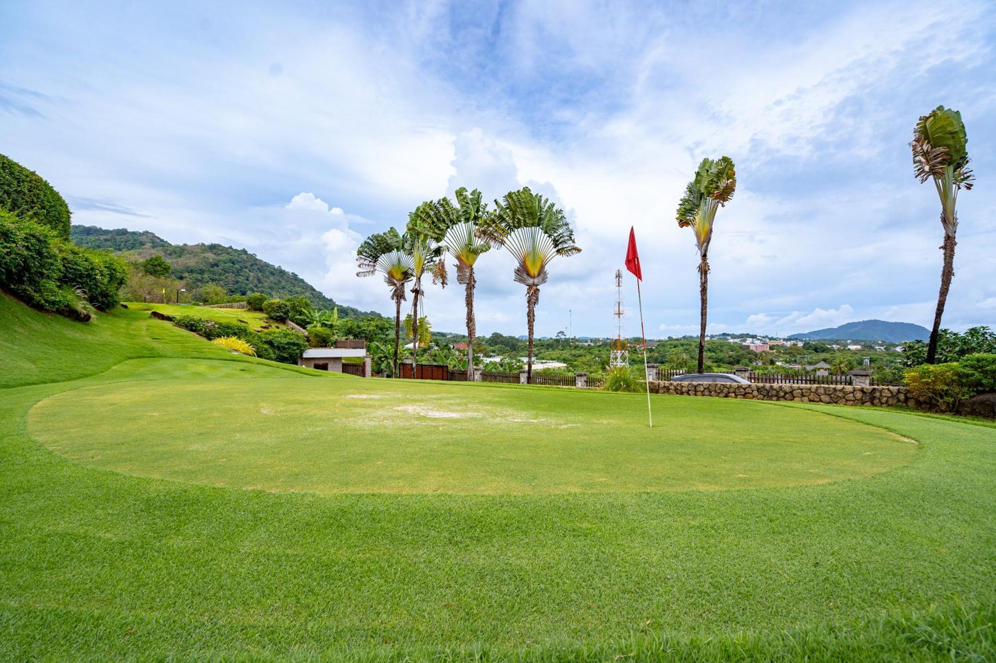 Royal Legacy Private Villa With Private Golf Course Phuket ภายนอก รูปภาพ