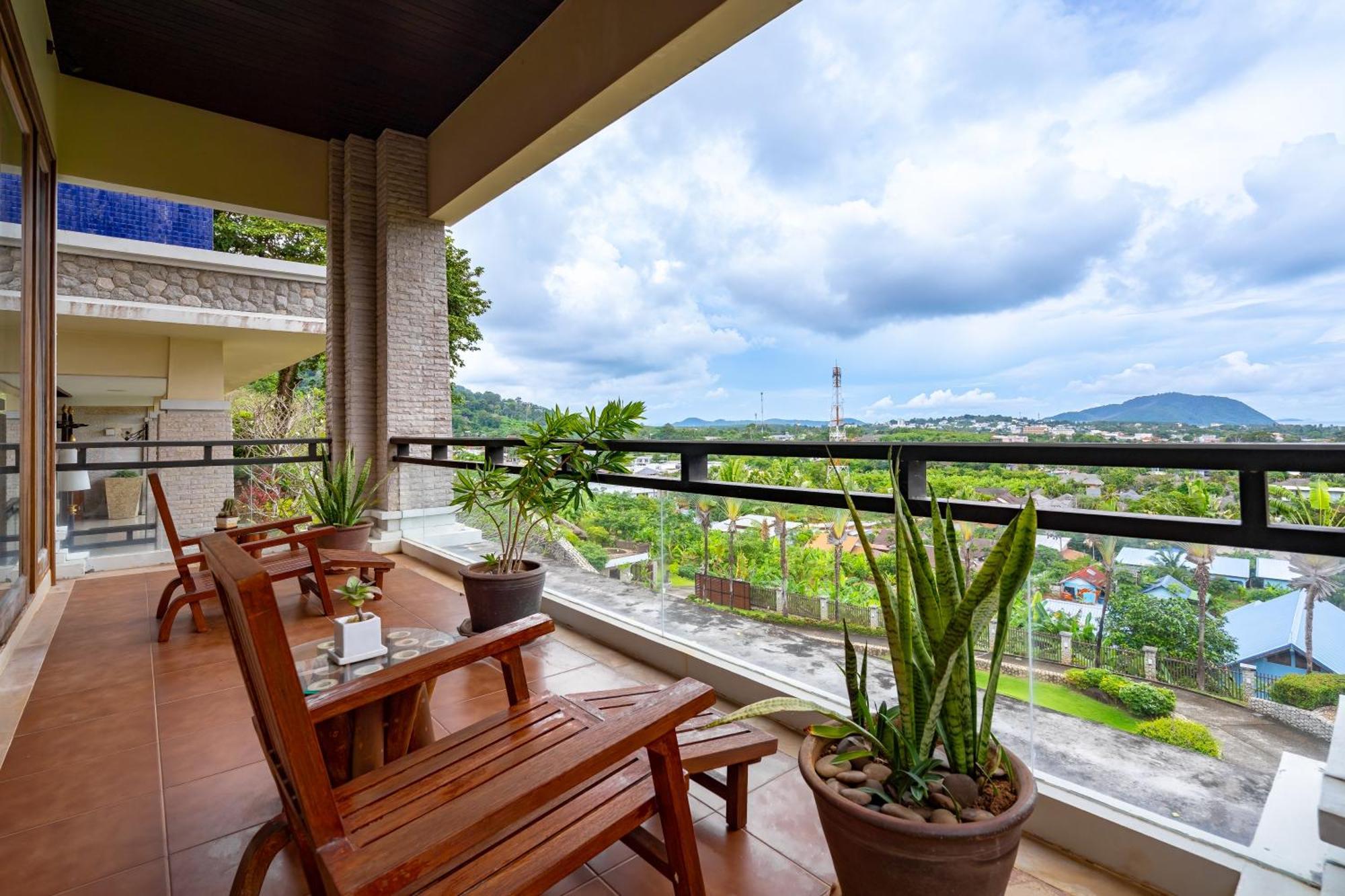 Royal Legacy Private Villa With Private Golf Course Phuket ภายนอก รูปภาพ
