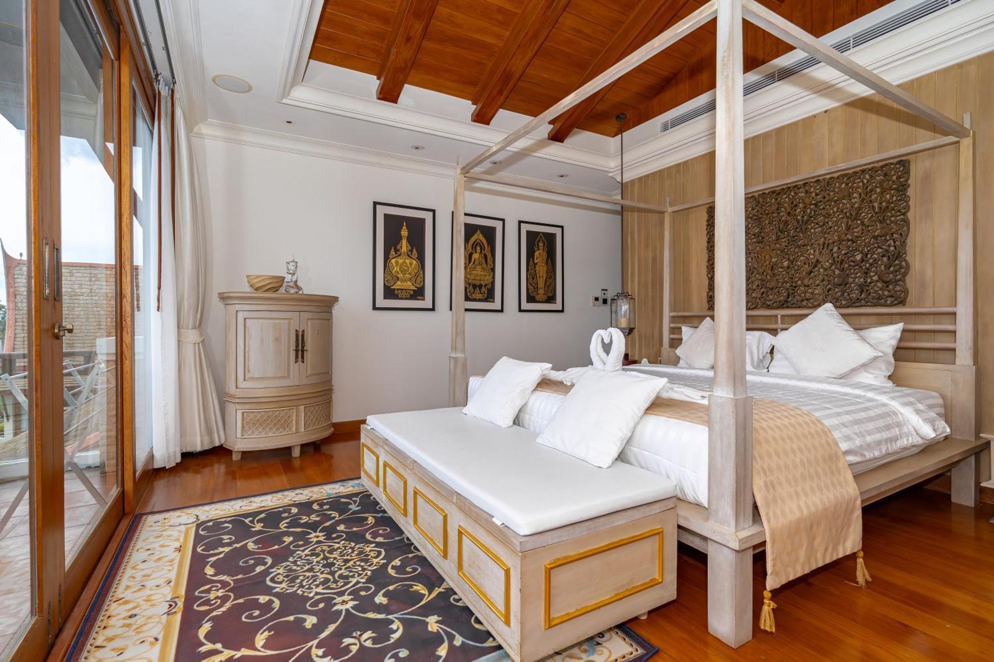 Royal Legacy Private Villa With Private Golf Course Phuket ภายนอก รูปภาพ